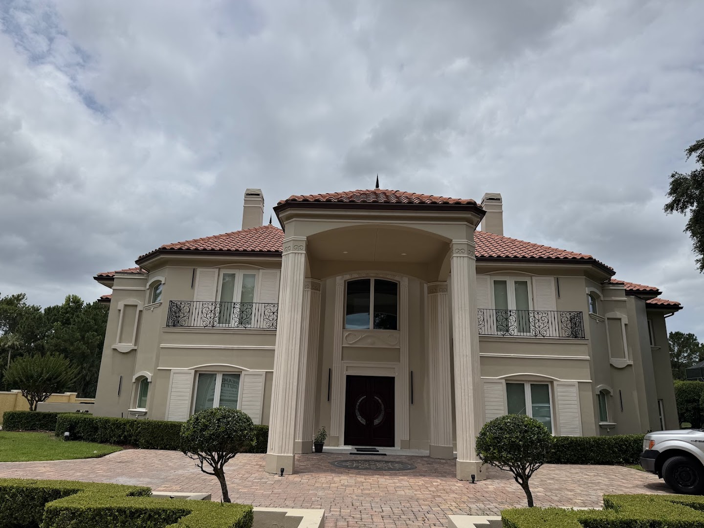 Stucco home with new seamless gutters, Central Florida